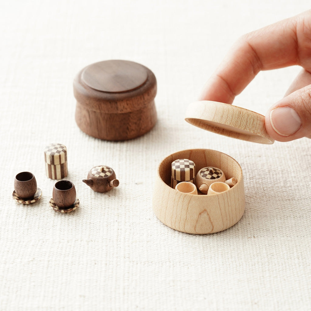 細やかな細木と小さな挽物「手神」シリーズ ＜豆和茶器＞